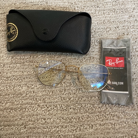 Ray ban sunglasses with case and cloth - Picture 3 of 6